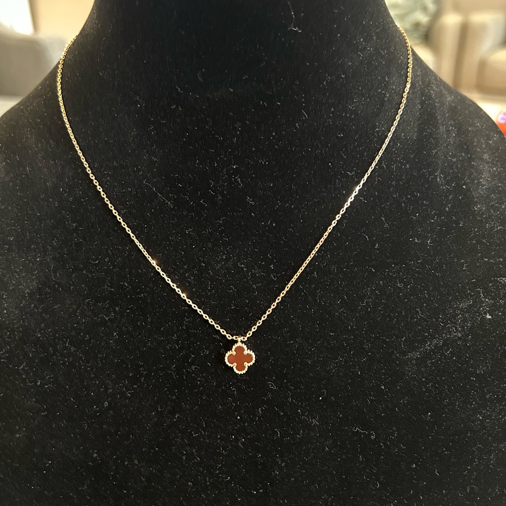 “VCA” mini sweet carnelian (red) necklace with rose gold hardware